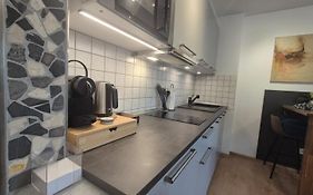 Apartment 1 mit Terrasse und PKW-Stellplatz